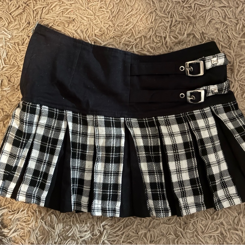 London Rock: Black and White Plaid Women's Skirt